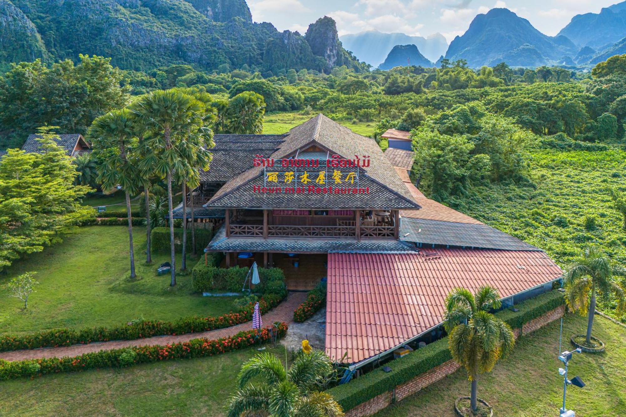 Lisha Garden Resort Hotel Vang Vieng Exterior photo